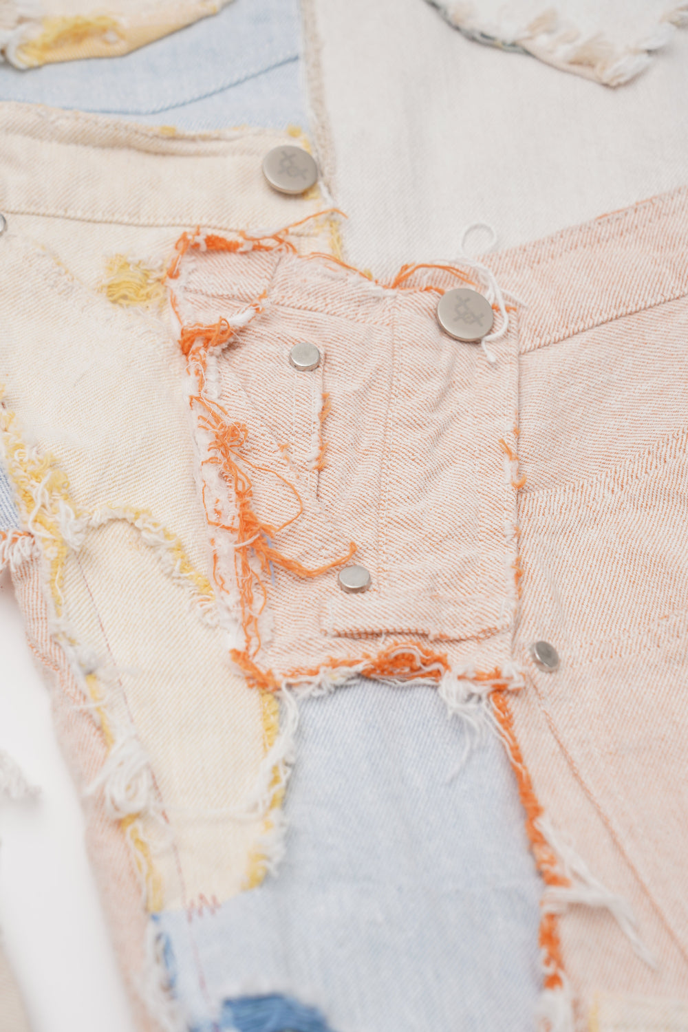 HEART-BEAT DESTROYED WIDE PANTS 심장박동 디스트로이드 와이드 팬츠