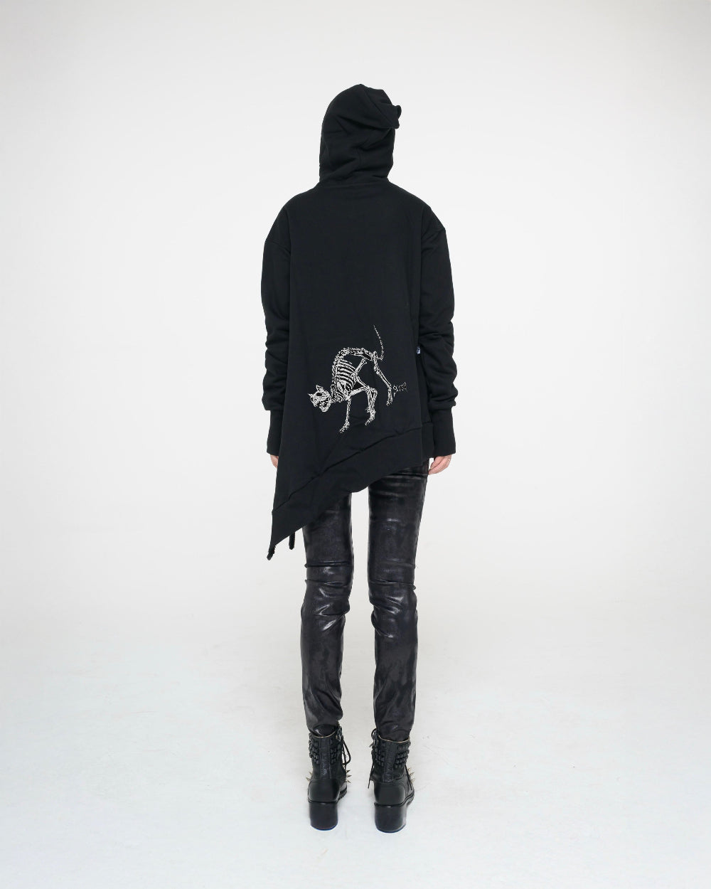 UNBLANCED TRIANGLE GOBLIN HOODY 삼각 고블린 후디