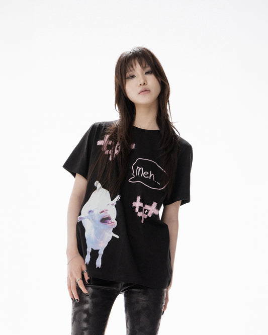 CHIC GOAT T-SHIRT
