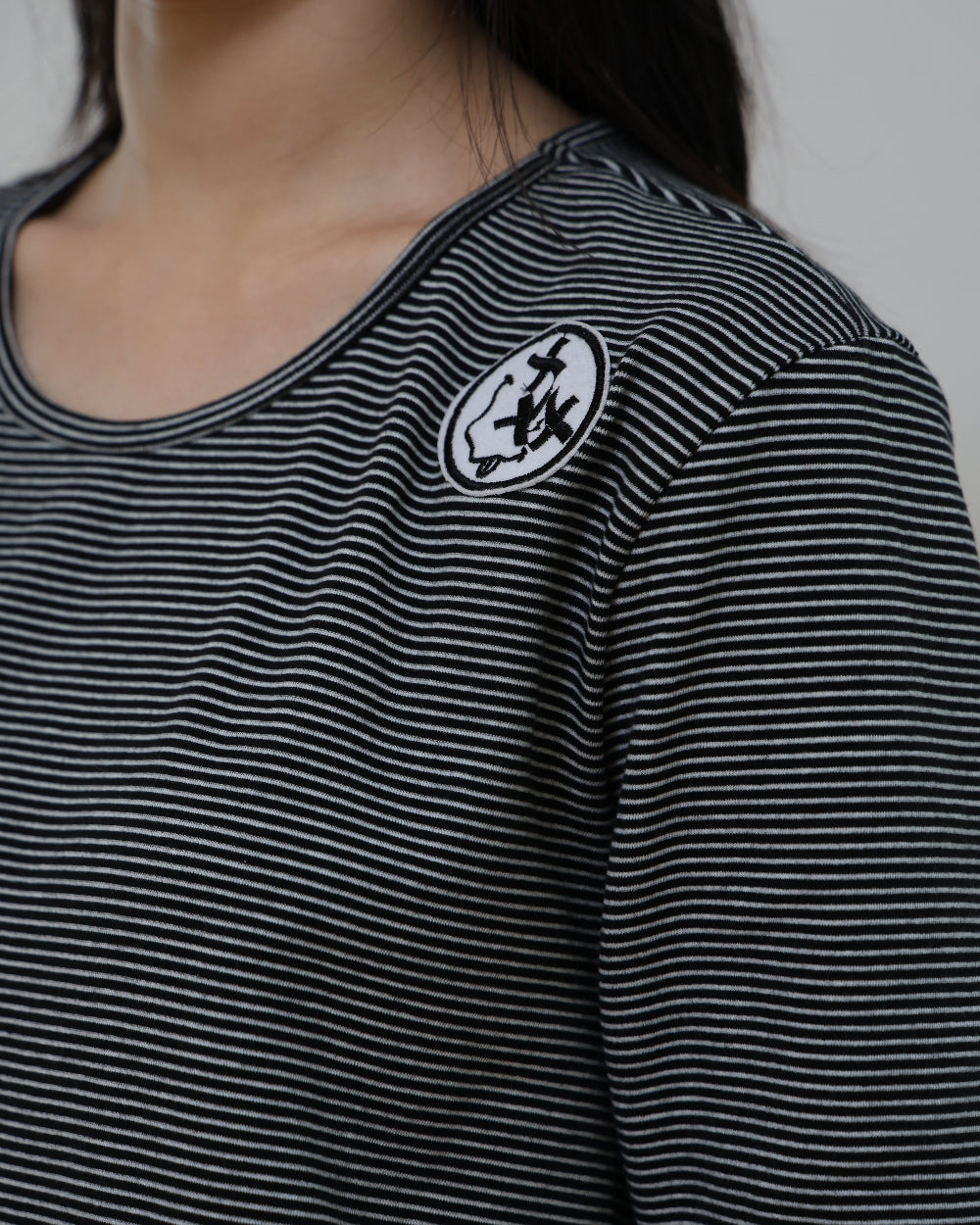 91730 EMBROIDERY LONG SLEEVE T-SHIRT 91730 자수 롱 슬리브 티셔츠