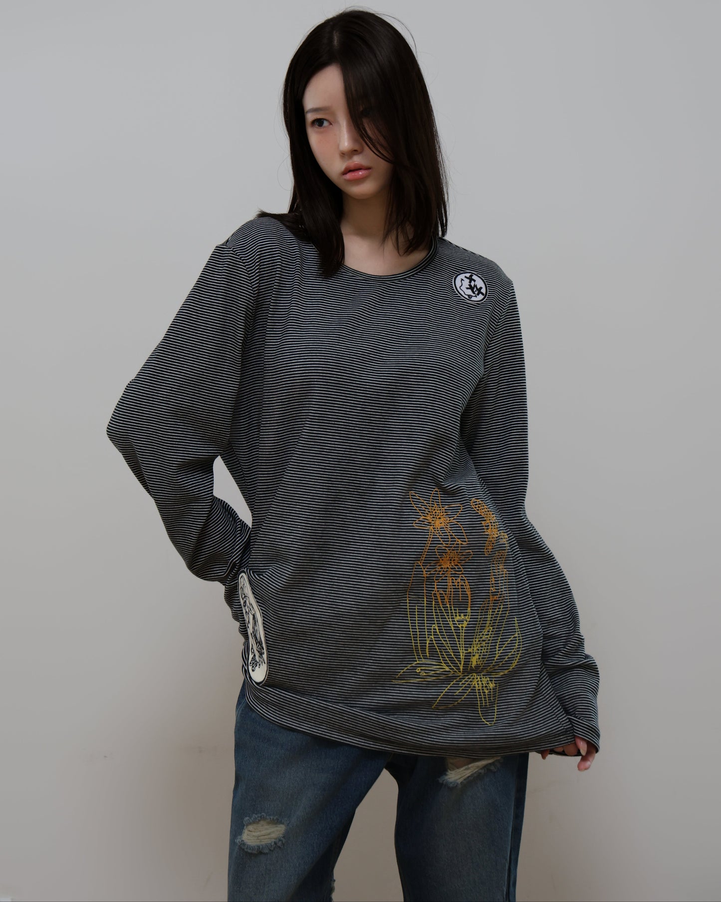 91730 EMBROIDERY LONG SLEEVE T-SHIRT 91730 자수 롱 슬리브 티셔츠