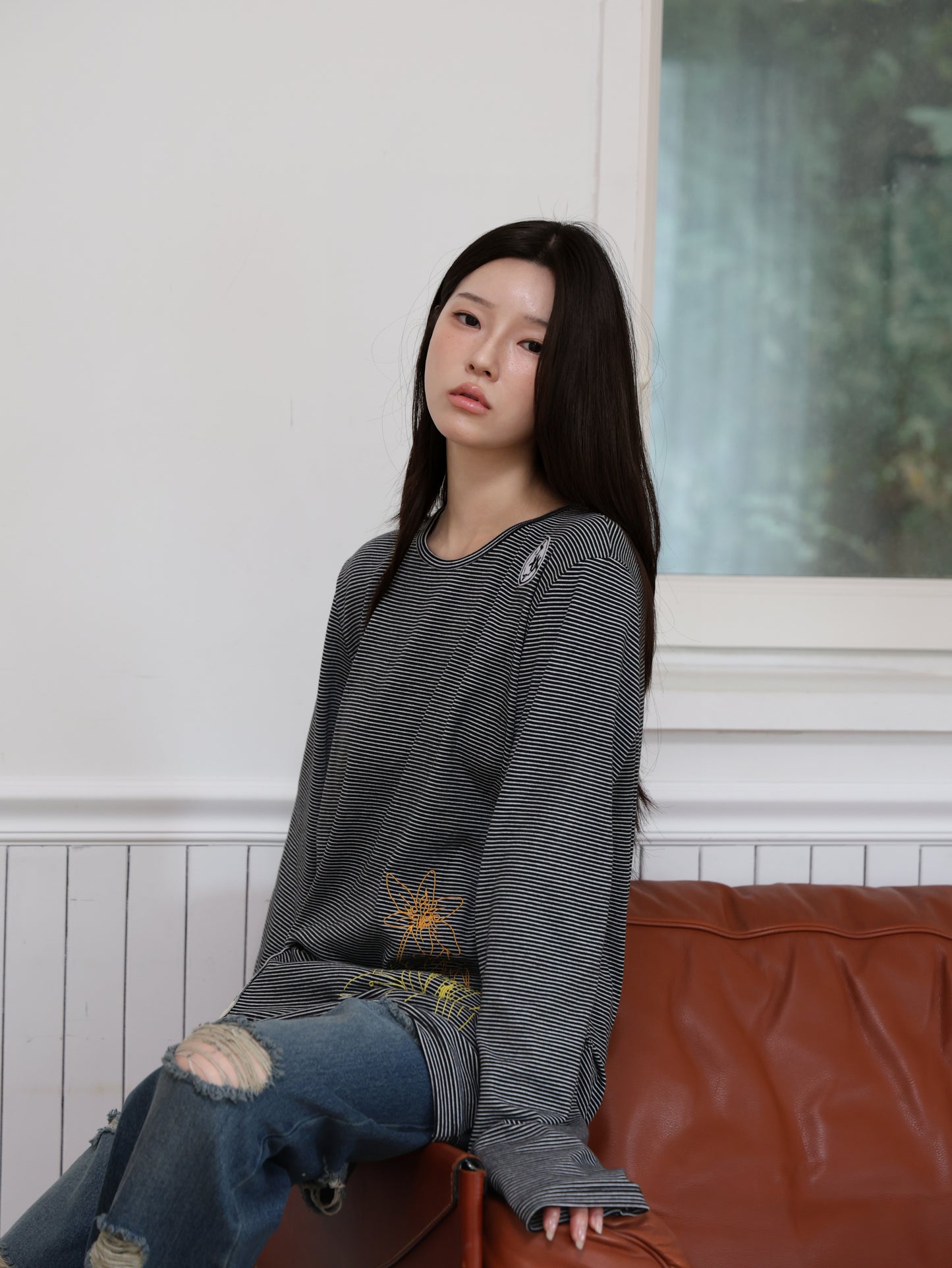 91730 EMBROIDERY LONG SLEEVE T-SHIRT 91730 자수 롱 슬리브 티셔츠