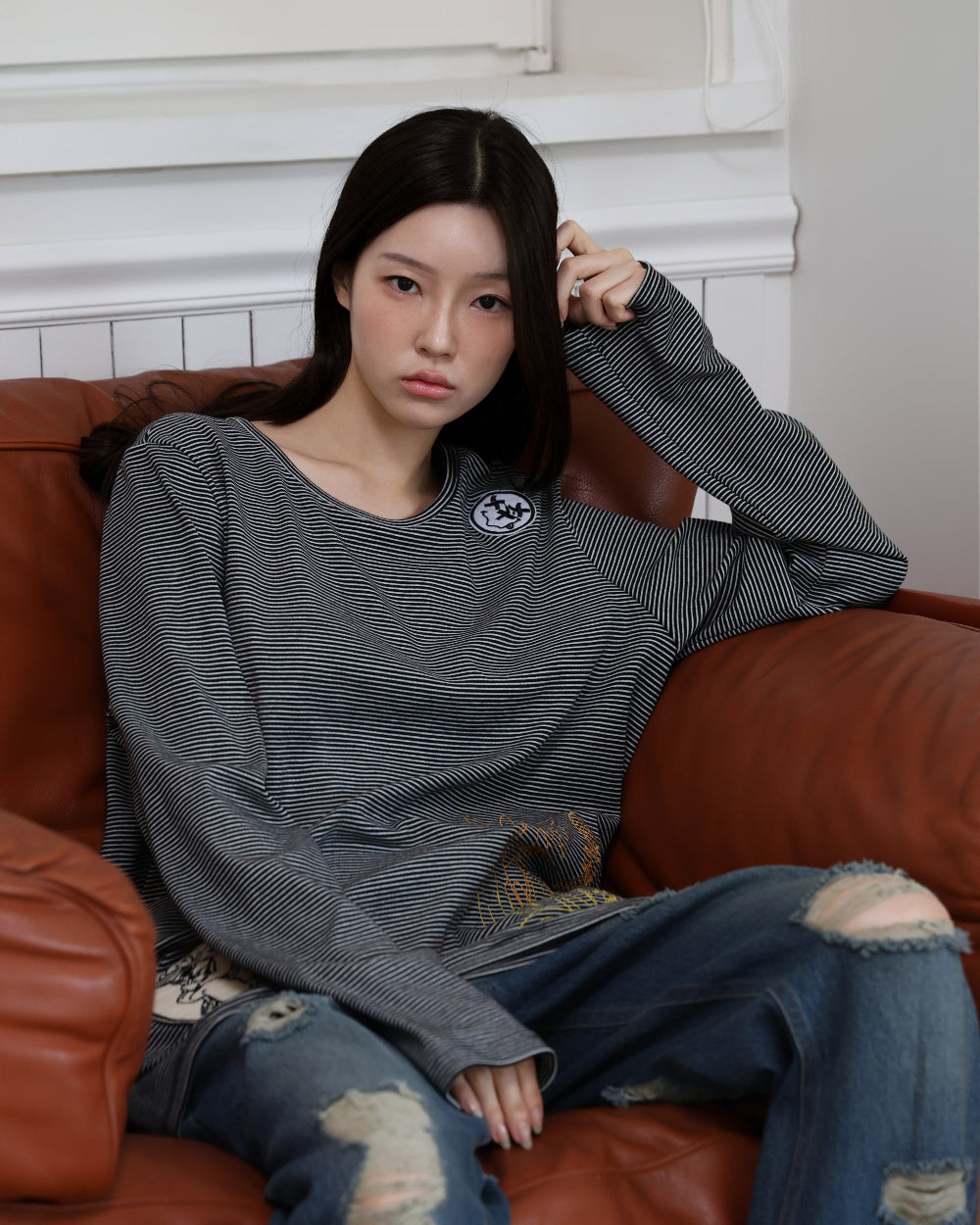 91730 EMBROIDERY LONG SLEEVE T-SHIRT 91730 자수 롱 슬리브 티셔츠