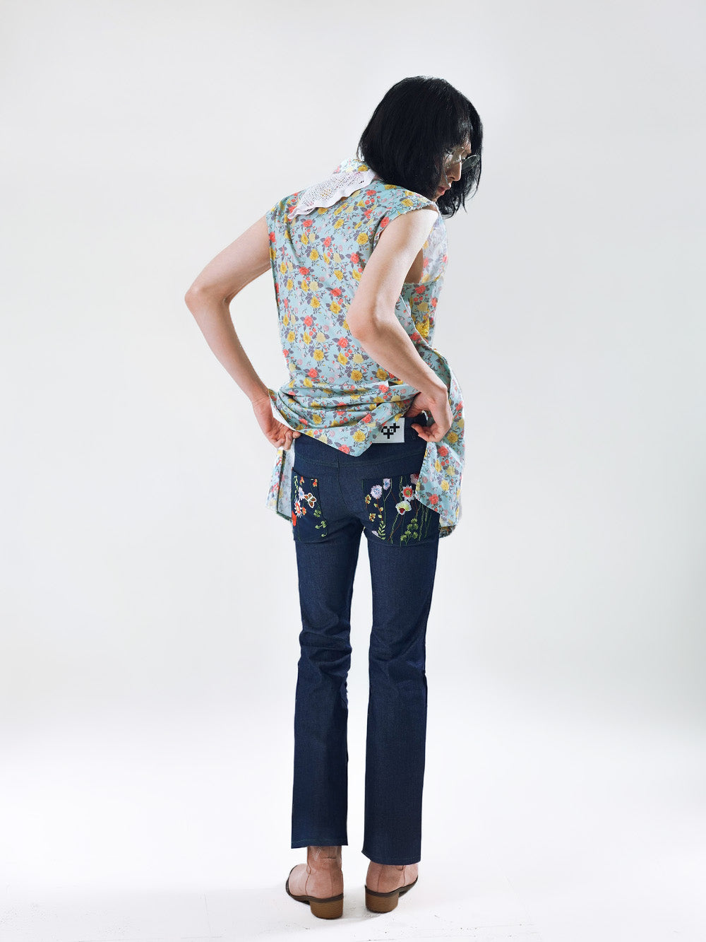 FLOWER BOOTSCUT PANTS