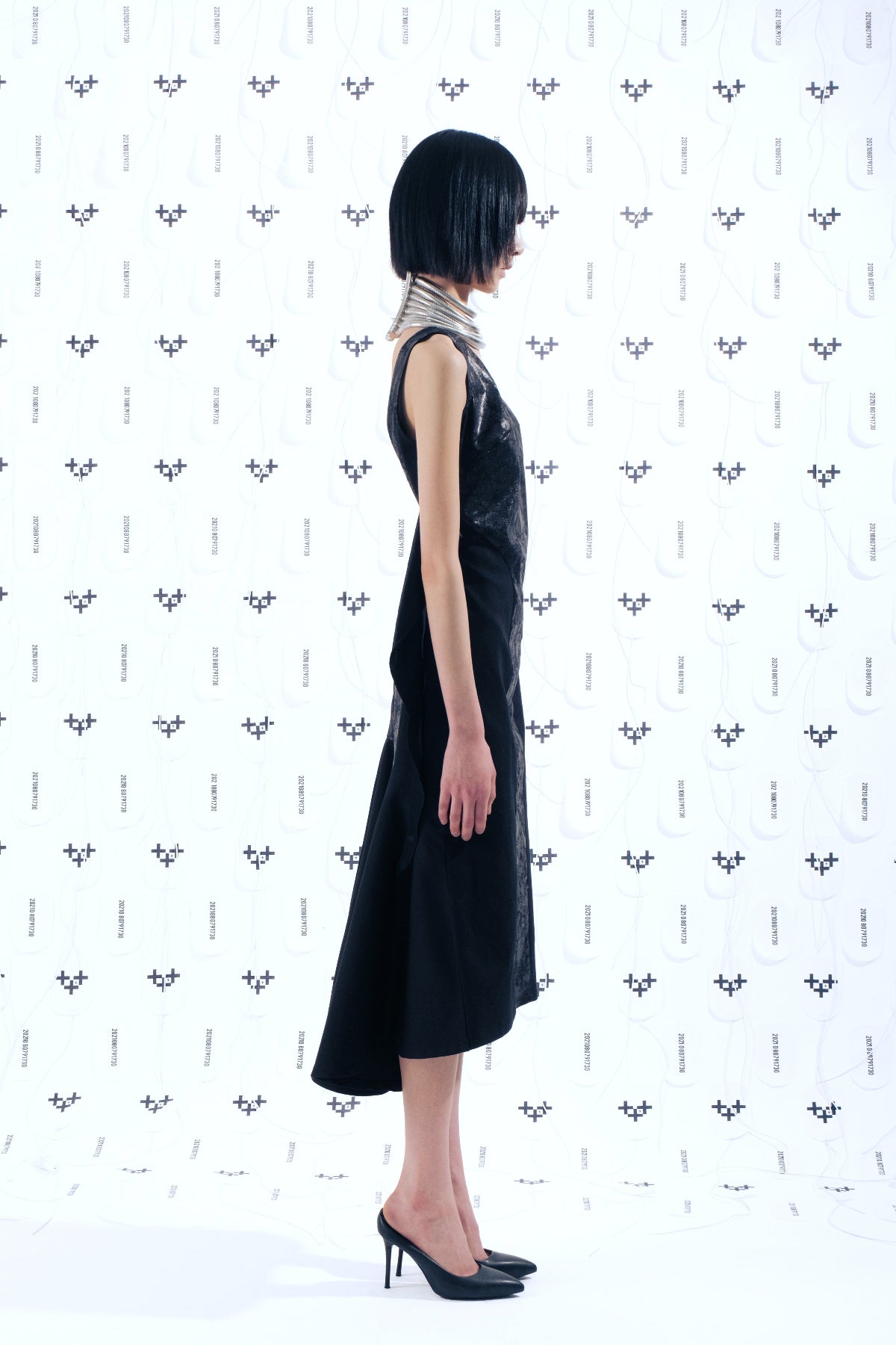 PENTAGRAM DRESS 펜타그램 드레스