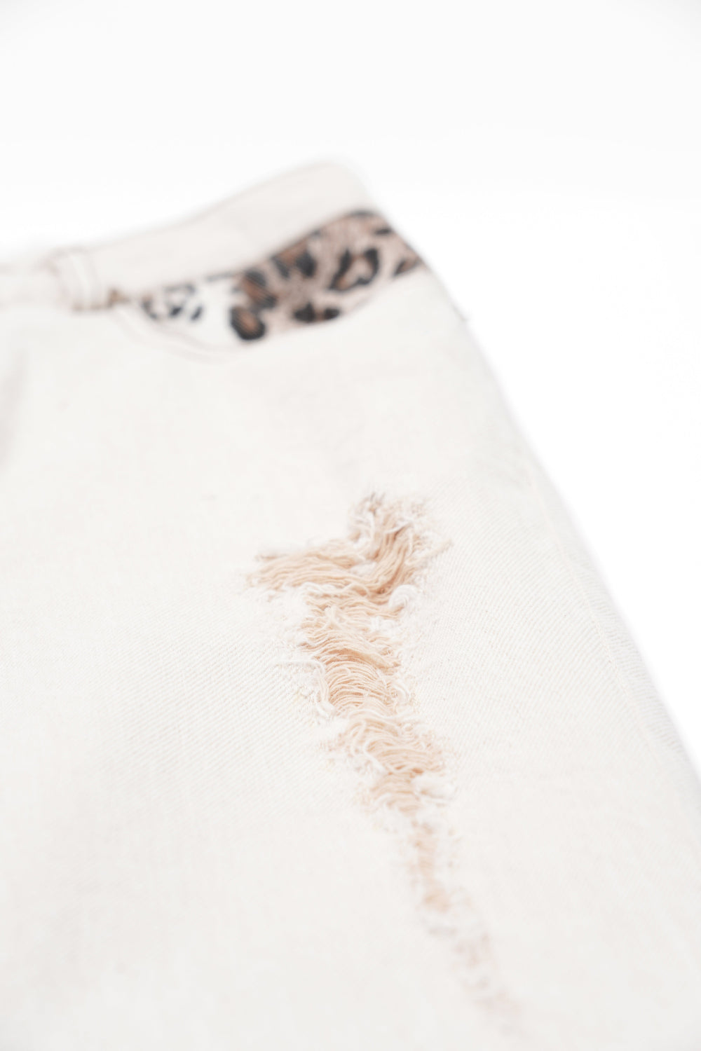 LEOPARD BOOTSCUT PANTS 레오파드 부츠컷 팬츠