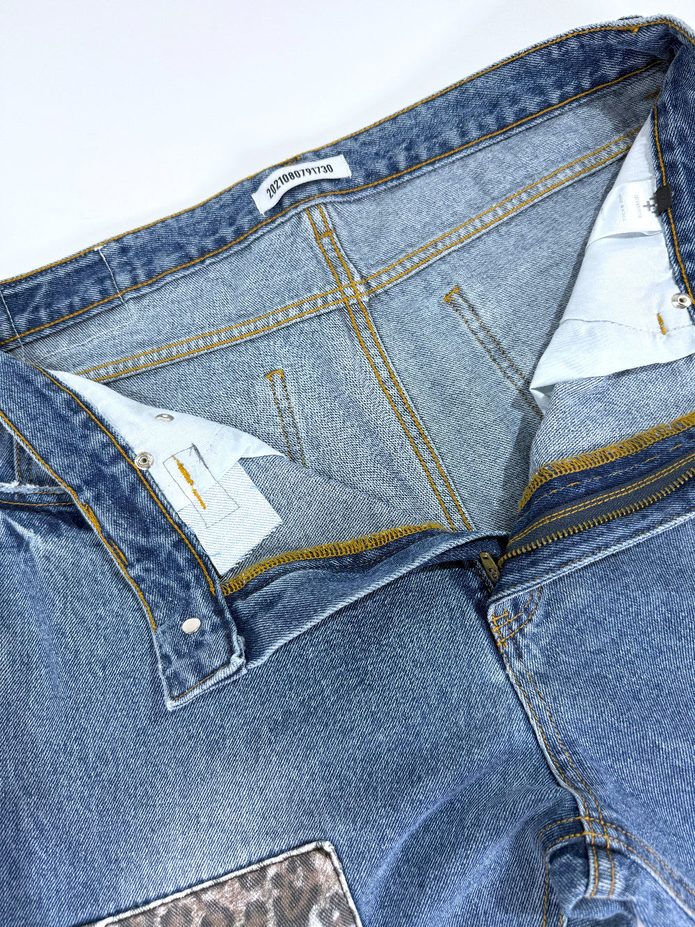11 PATCHED DENIM PANTS 11 패치드 데님 팬츠