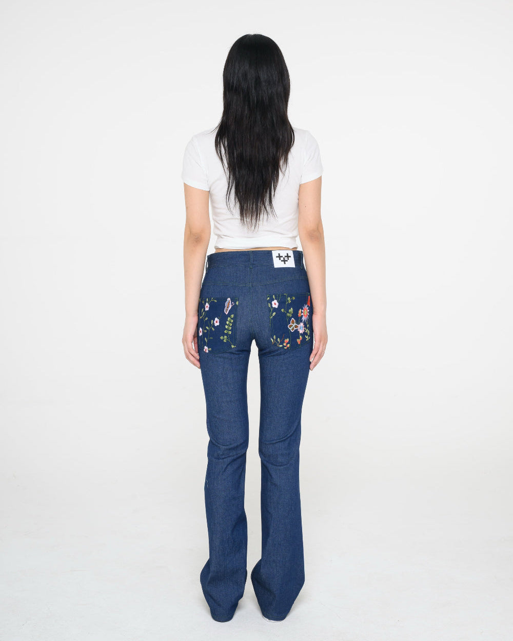 FLOWER BOOTSCUT PANTS  플라워 부츠컷 팬츠
