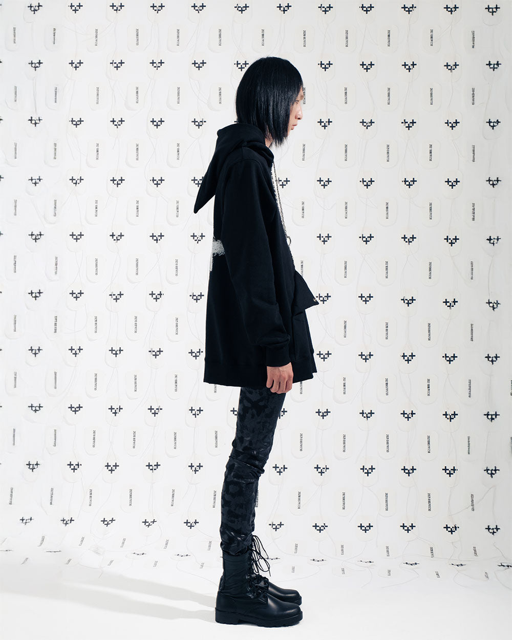 메쉬 하트 위자드 후디